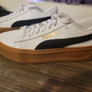 Brand new Pumas